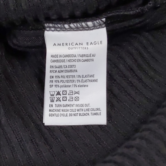 🎄 3/$35 2x👯‍♀️Host Pick⚡️American Eagle Oversized V Neck Tee - Picture 5 of 16